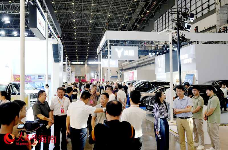 2025海南国际车展暨智能新能源汽车展览会开展 400余款车